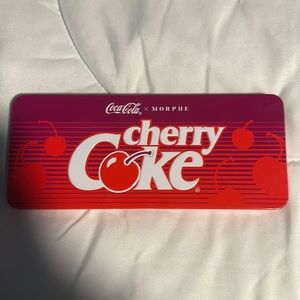 Morphe Eyeshadow Palette.